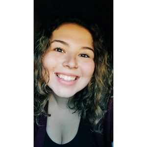 Meet your Posher, Gaby